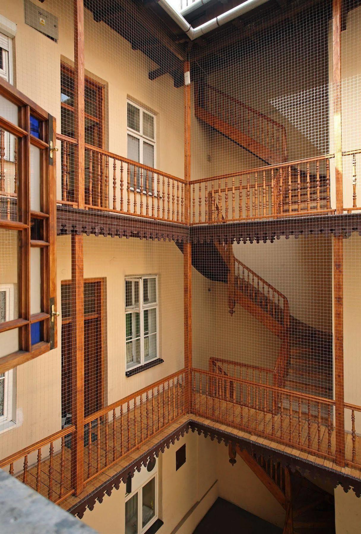 Enigma Hostel คราคูฟ ภายนอก รูปภาพ